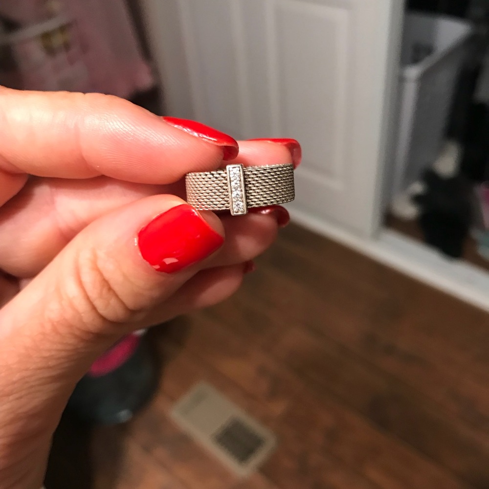T & Co ring